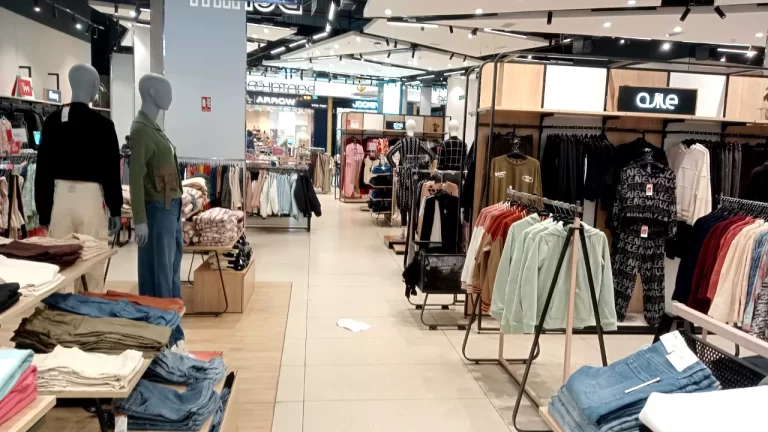 unique readymade garments shop furniture design