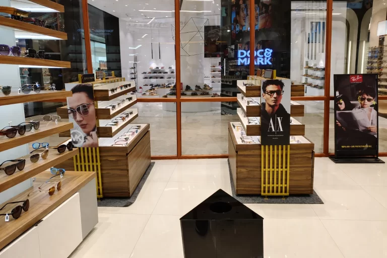 optical shop front design