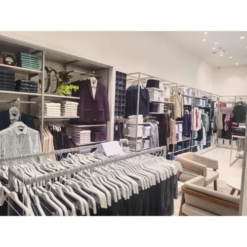 garment showroom false ceiling design