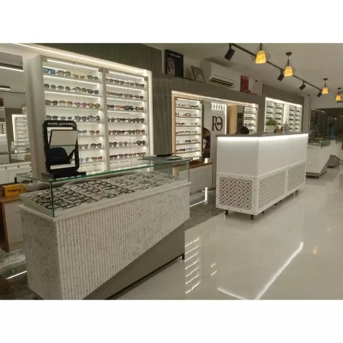 optician shop design