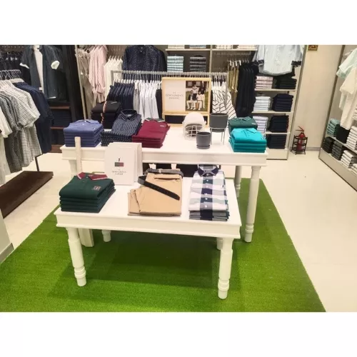 Garment Showroom Furniture