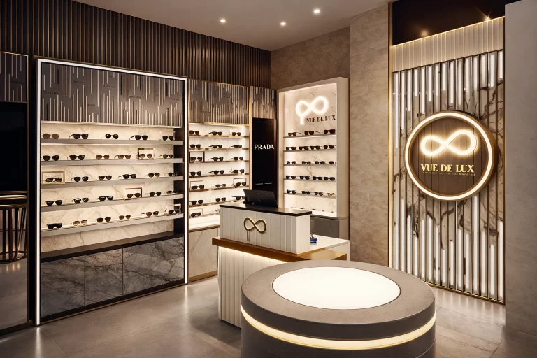 luxury modern optical shop design
