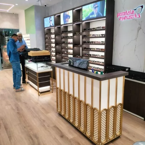 optical showroom design