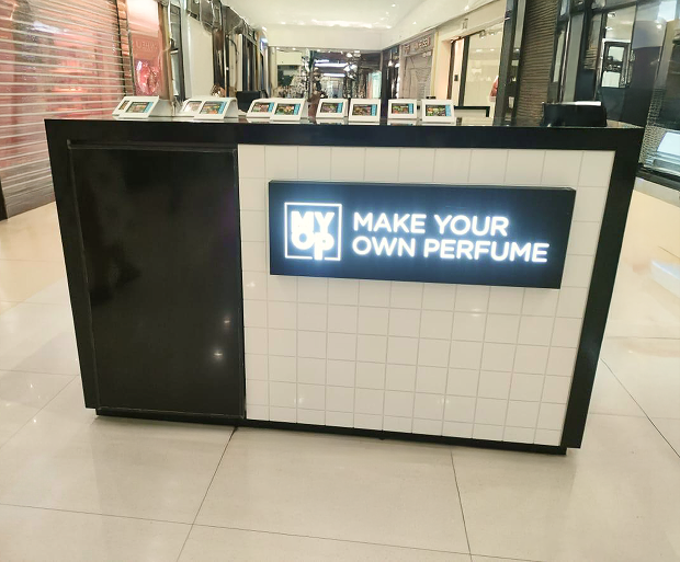 Make My Own Perfume Vivana Mall Thane Left