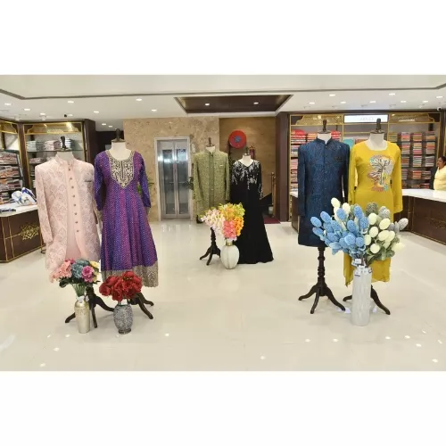 fashion showroom interior decor