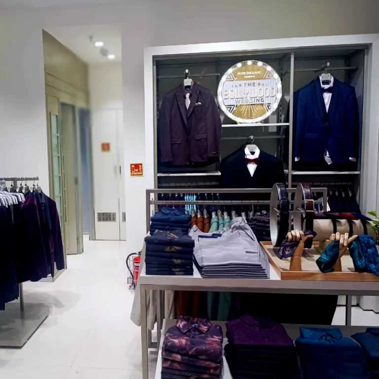 mini departmental store design