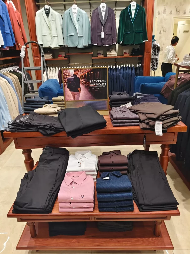 Allen Solly store interior design Virar by The Monarch Enterprises