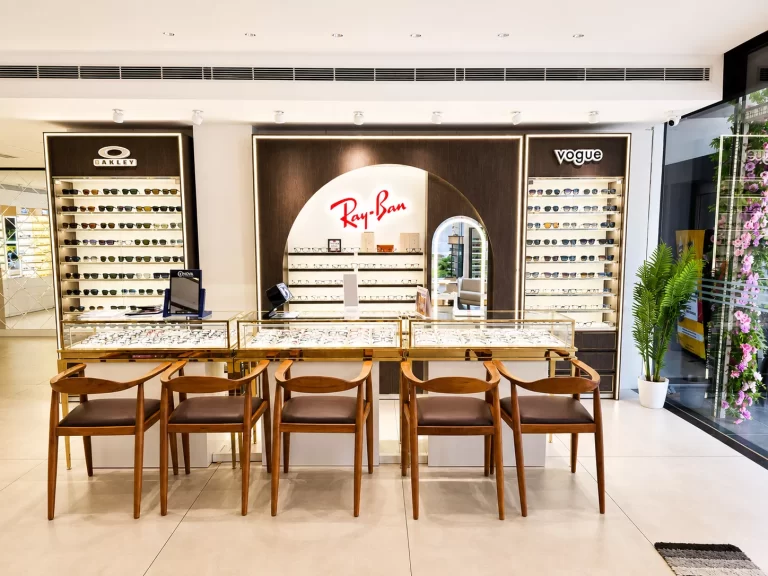 showroom optical